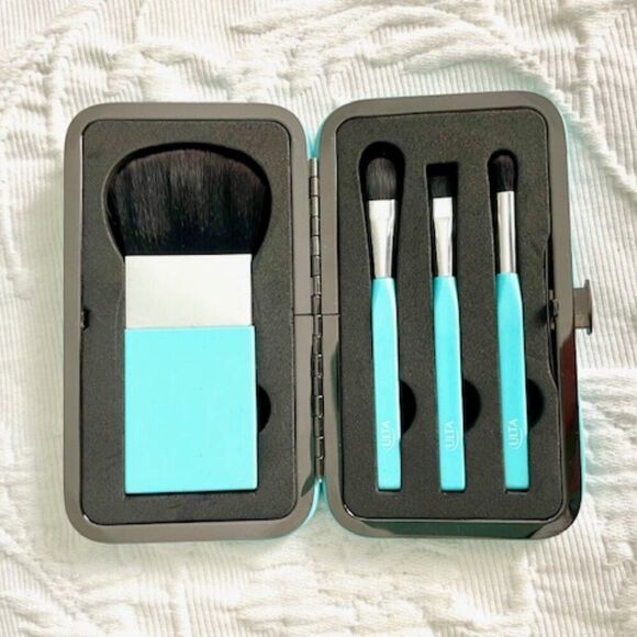 NWT Ulta Beauty Tiffany Blue Leather Make Up Brush Compact Case - Picture 1 of 5